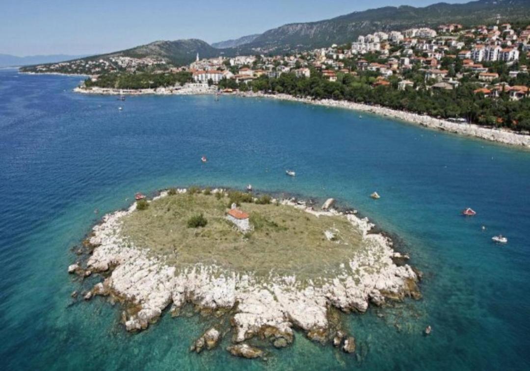 Apartmani Gabrijel Novi Vinodolski Zewnętrze zdjęcie