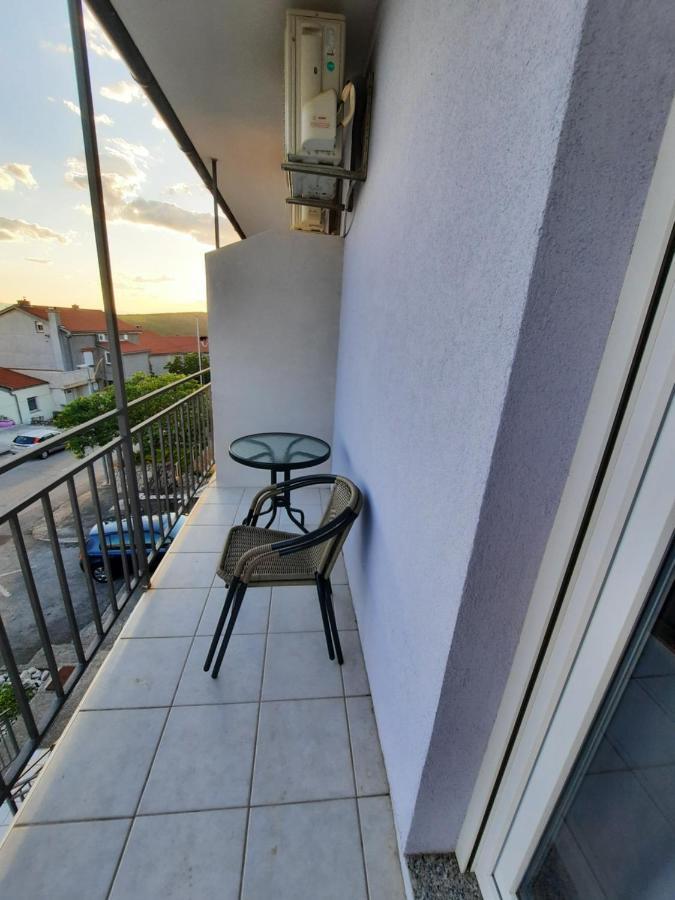 Apartmani Gabrijel Novi Vinodolski Zewnętrze zdjęcie