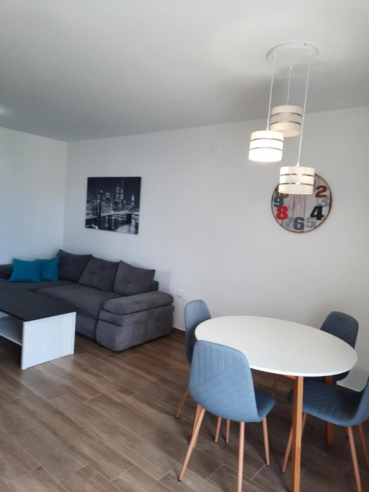 Apartmani Gabrijel Novi Vinodolski Zewnętrze zdjęcie