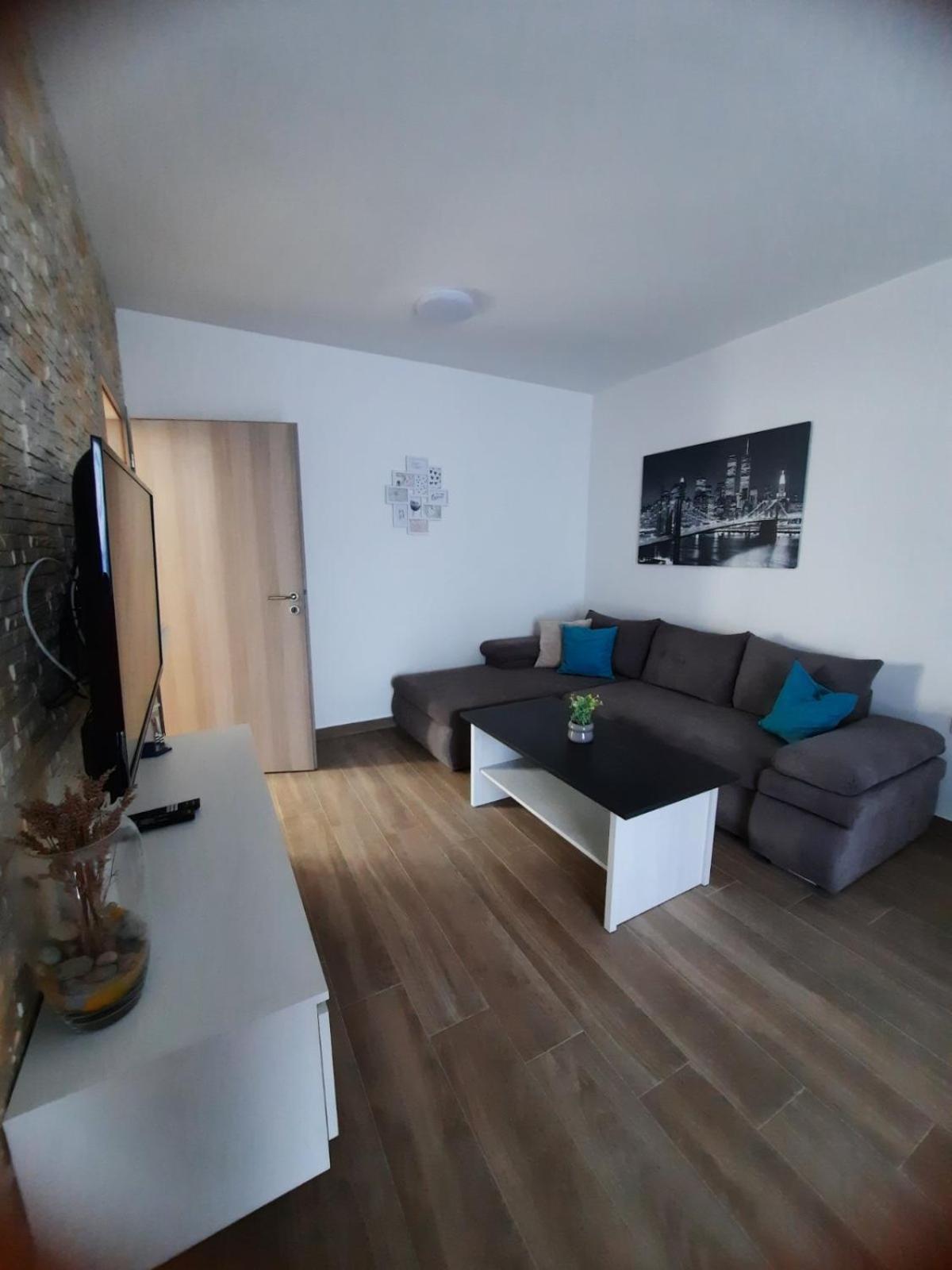 Apartmani Gabrijel Novi Vinodolski Zewnętrze zdjęcie