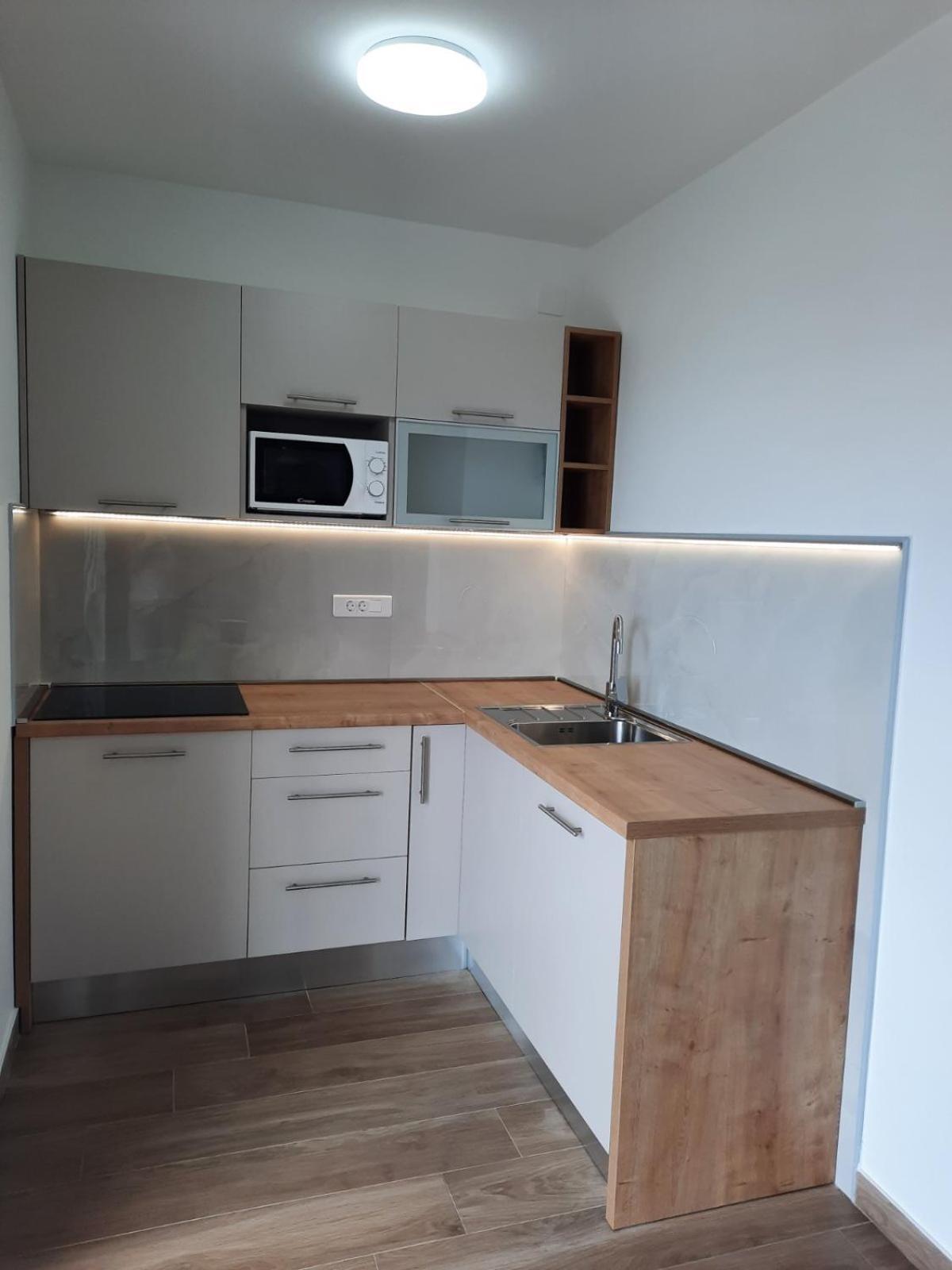 Apartmani Gabrijel Novi Vinodolski Zewnętrze zdjęcie